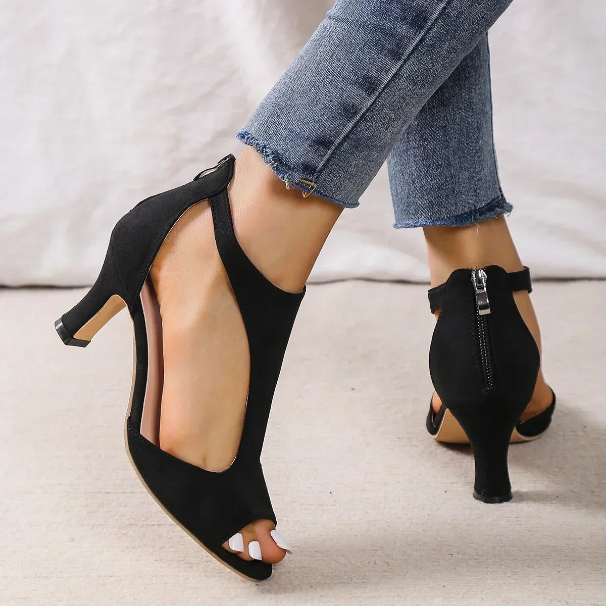 Women's Orthopaedic-Style Heeled Sandals – Cushioned Comfort & Cut-Out Design